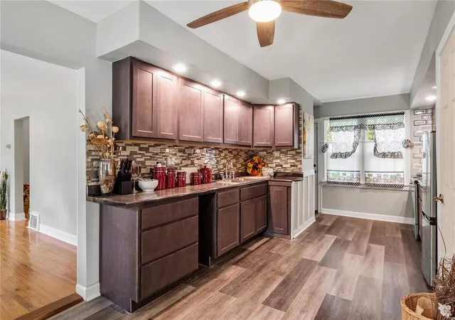 5th image of 9015 Bunkum Rd, Fairview Heights, IL 62208 | MLS# 24056112