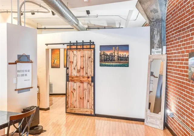 Photo 3 of Condo for sale at 1619 Washington Ave #405, Saint Louis, MO 63103 | MLS# 24056431 | Listing updated on 2024-09-19