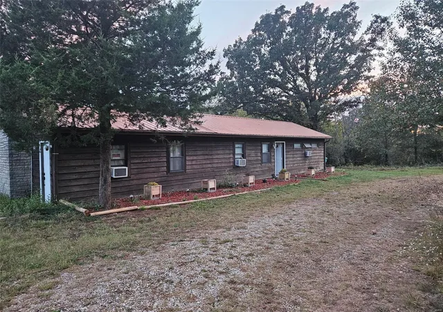 Photo 2 of Single family home for sale at 10270 County Road 3450, Saint James, MO 65559 | MLS# 24056581 | Listing updated on 2024-10-03