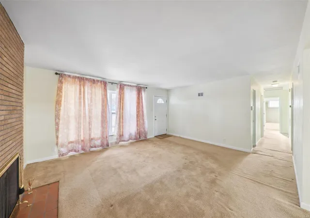 Photo 4 of Single family home for sale at 1003 Laval Dr, Saint Louis, MO 63132 | MLS# 24056702 | Listing updated on 2024-12-12