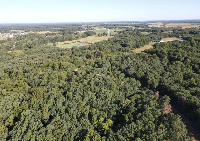 Photo 6 of Land for sale at 6 Appaloosa Trl, Monroe, MO 63456 | MLS# 24056969 | Listing updated on 2024-12-11