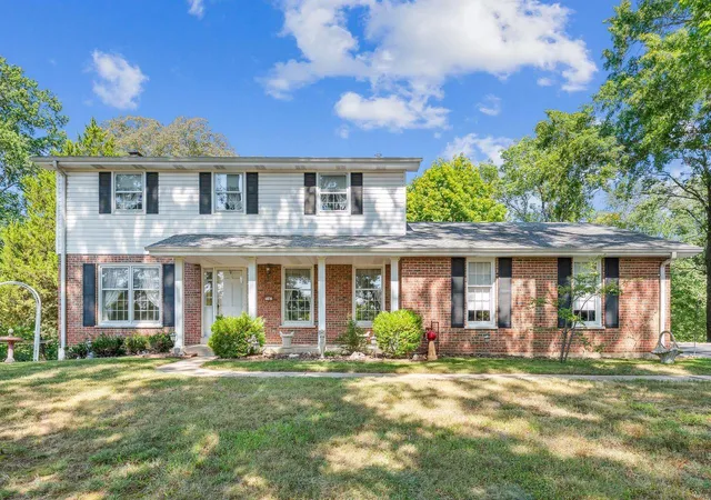 Photo 1 of Single family home for sale at 7761 Becker Rd, Saint Louis, MO 63129 | MLS# 24056986 | Listing updated on 2024-11-19
