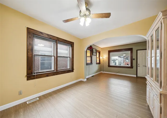 Photo 3 of Single family home for sale at 4330 Frieda Ave, Saint Louis, MO 63116 | MLS# 24057176 | Listing updated on 2024-11-18