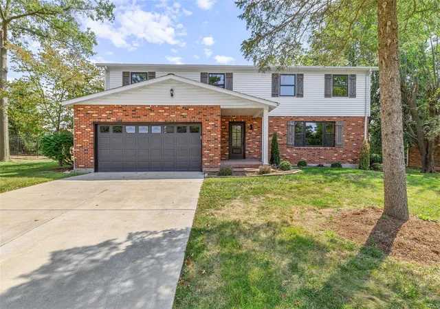 Photo 1 of Single family home for sale at 58 Oakwood, Sainte Genevieve, MO 63670 | MLS# 24057289 | Listing updated on 2024-11-27