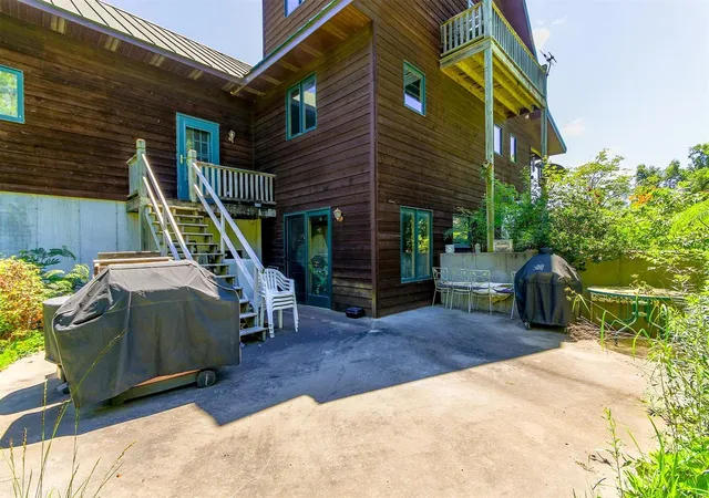 Photo 3 of House for sale at 1750 County Road 169, Auxvasse, MO 65231 | MLS# 24057409 | Listing updated on 2024-09-09
