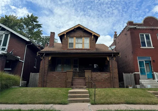 Photo 1 of Sale Pending at 4545 Alice Ave, Saint Louis, MO 63115 | MLS# 24057511 | Listing updated on 2024-11-21