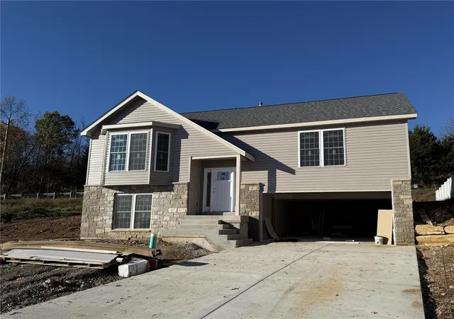 1st image of 994 Hydeaway Ct, Fenton, MO 63026 | MLS# 24057539