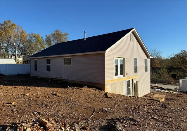 4th image of 994 Hydeaway Ct, Fenton, MO 63026 | MLS# 24057539