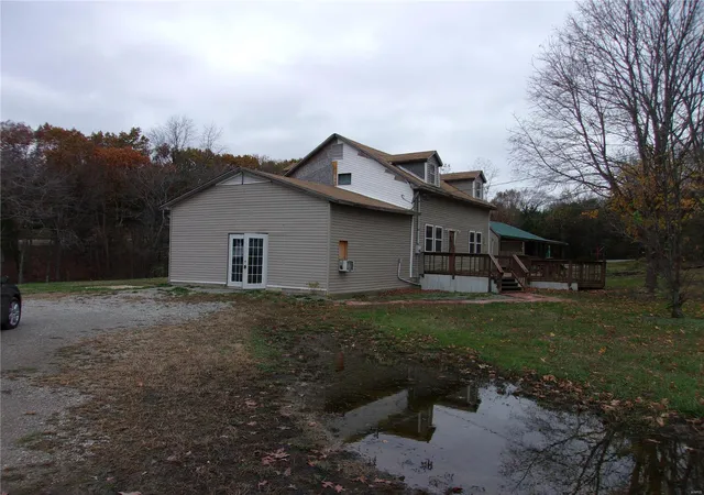 Photo 2 of Single family home for sale at 6772 Point Ct, Sainte Genevieve, MO 63670 | MLS# 24057580 | Listing updated on 2024-11-16