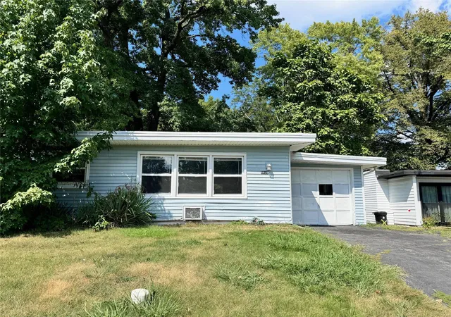 Photo 1 of Sale Pending at 8429 Engler Ave, Saint Louis, MO 63114 | MLS# 24057715 | Listing updated on 2024-10-24