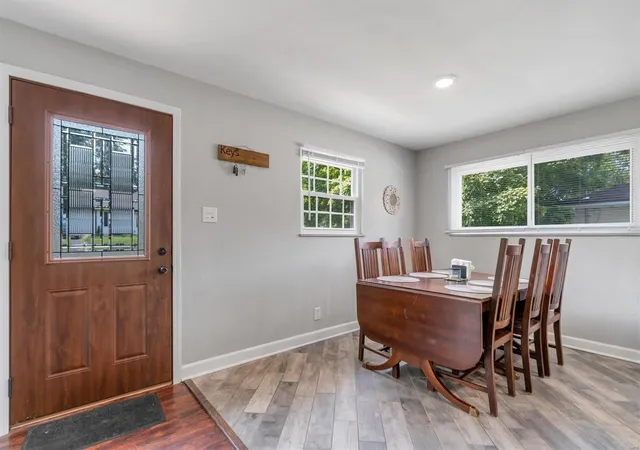 Photo 2 of Sale Pending at 315 Lithia Ave, Saint Louis, MO 63119 | MLS# 24057737 | Listing updated on 2024-09-15