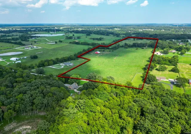 1st image of 25800 Oakdale Dr, Lebanon, MO 65536 | MLS# 24057854