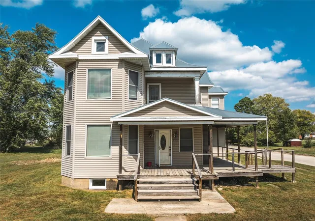 Photo 1 of Single family home for sale at 400 W Kansas City St, Bland, MO 65014 | MLS# 24058038 | Listing updated on 2024-11-15