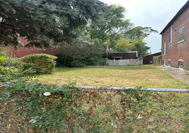 Photo 2 of Sale Pending at 4458 Swan Ave, Saint Louis, MO 63110 | MLS# 24058068 | Listing updated on 2024-09-26