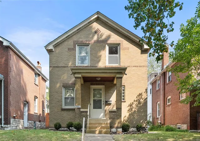 Photo 1 of Sale Pending at 5001 Sutherland Ave, Saint Louis, MO 63109 | MLS# 24058131 | Listing updated on 2024-09-21