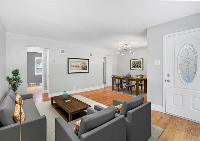 Photo 3 of Sale Pending at 1241 Selma Ave, Saint Louis, MO 63119 | MLS# 24058136 | Listing updated on 2024-09-21