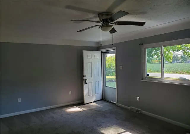 2nd image of 711 Sparks Ave, East Saint Louis, IL 62206 | MLS# 24058257