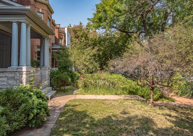 Photo 3 of Condo for sale at 4928 Mcpherson Ave #C, Saint Louis, MO 63108 | MLS# 24058395 | Listing updated on 2024-09-15