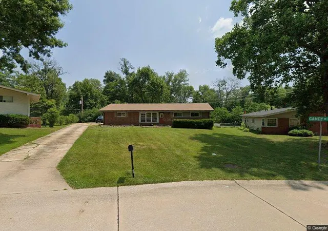 Photo 1 of Sale Pending at 67 Graeler Dr, Saint Louis, MO 63146 | MLS# 24058627 | Listing updated on 2024-11-24