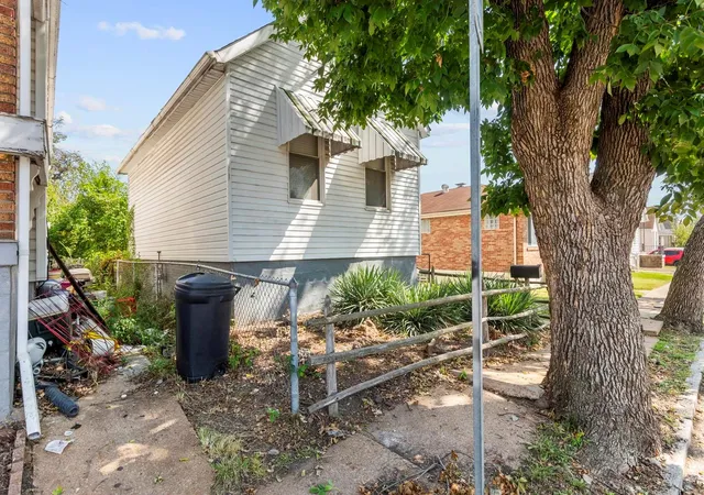 Photo 3 of Single family home for sale at 4151 Concordia Ave, Saint Louis, MO 63116 | MLS# 24058899 | Listing updated on 2024-12-16
