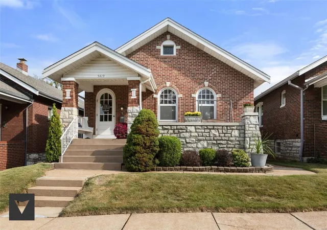 Photo 1 of Sale Pending at 5419 Goethe Ave, Saint Louis, MO 63109 | MLS# 24059025 | Listing updated on 2024-09-20