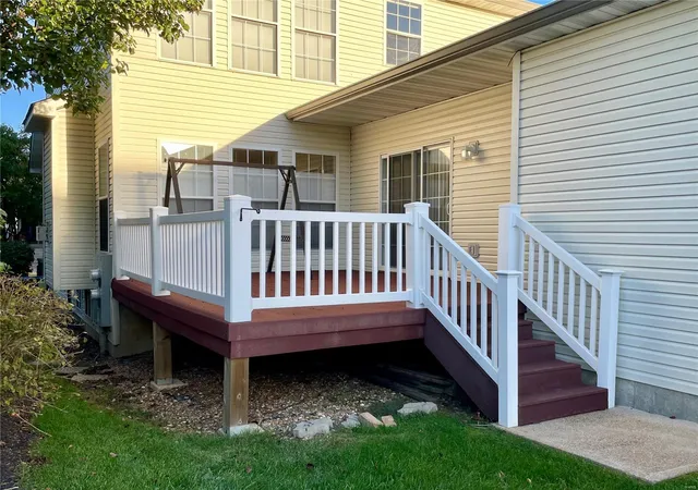 Photo 3 of Single family home for sale at 786 Queens Court Pl, Saint Peters, MO 63376 | MLS# 24059334 | Listing updated on 2024-12-05