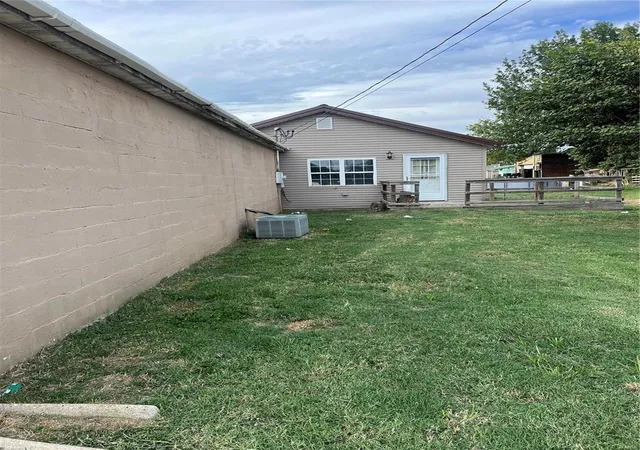 Photo 2 of Single family home for sale at 104 W Main, Essex, MO 63846 | MLS# 24059424 | Listing updated on 2024-09-19