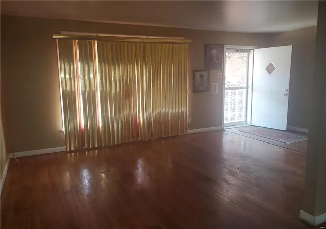 Photo 3 of Single family home for sale at 9423 Pattonwood Dr, Saint Louis, MO 63136 | MLS# 24059643 | Listing updated on 2025-03-15