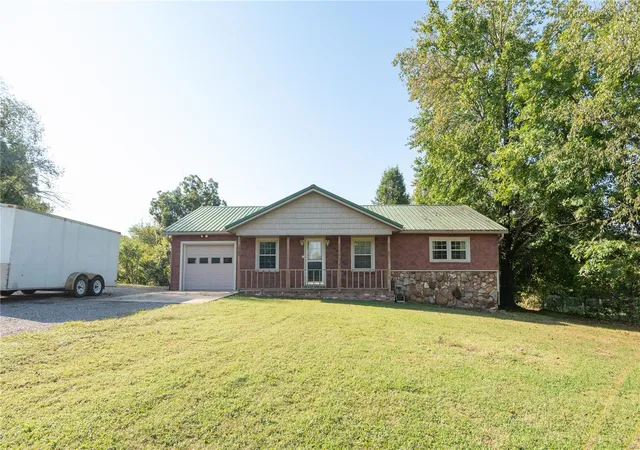 Homes for sale in Dexter, MO | 16534 County Road 624, Dexter, MO 63841 | MLS# 24059963