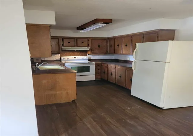 Photo 3 of Single family home for sale at 51 Willow, Lebanon, MO 65536 | MLS# 24060026 | Listing updated on 2024-09-25