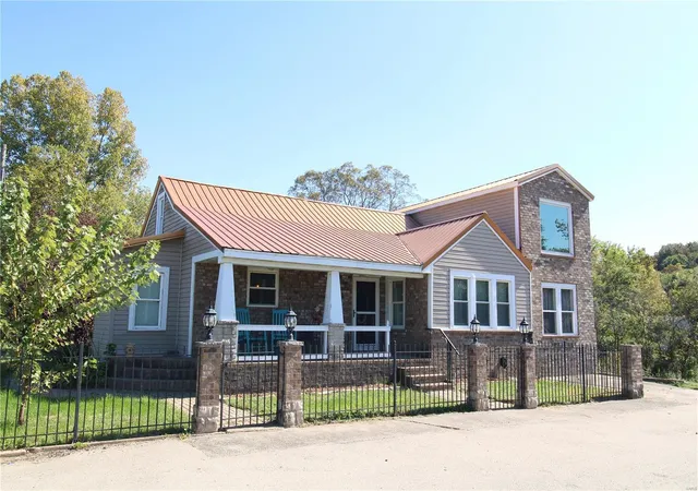 Photo 2 of Single family home for sale at 115 Whitener St, Marquand, MO 63655 | MLS# 24060216 | Listing updated on 2024-11-24