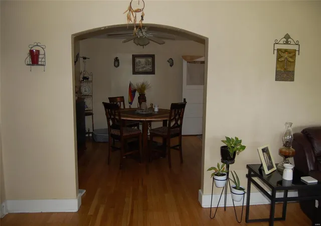 4th image of 1704 N Main St, Poplar Bluff, MO 63901 | MLS# 24060481