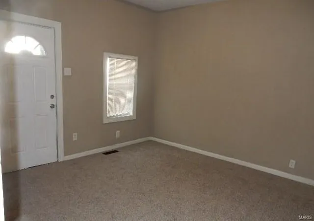 Photo 3 of Single family home for sale at 9928 Meadow Ave, Saint Louis, MO 63125 | MLS# 24060517 | Listing updated on 2025-02-27