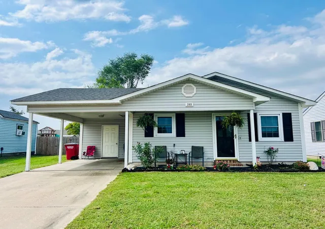 Photo 1 of Single family home for sale at 203 Edwards Ave, Sikeston, MO 63801 | MLS# 24060558 | Listing updated on 2024-11-07