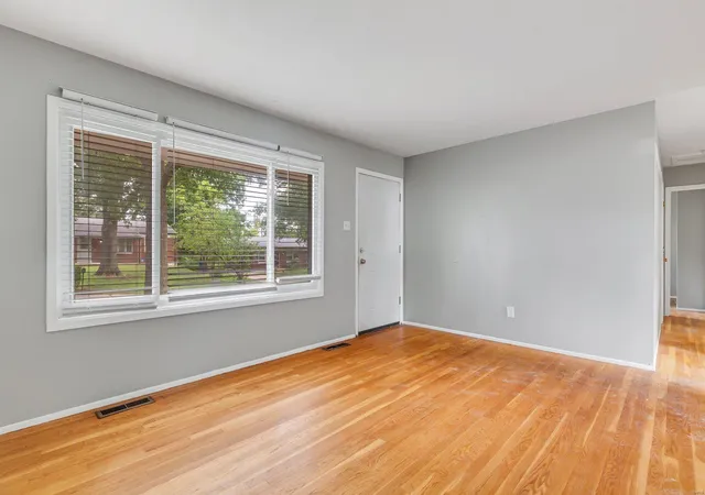 Photo 3 of Single family home for sale at 1748 Grafton Dr, Saint Louis, MO 63136 | MLS# 24060665 | Listing updated on 2024-12-04