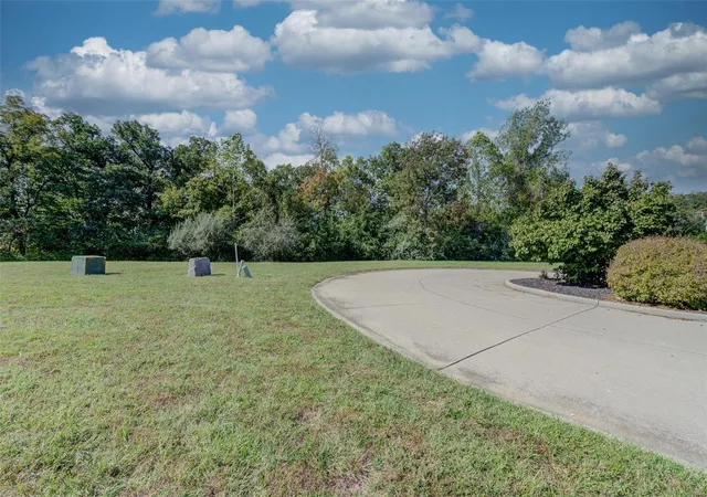 Photo 3 of Land for sale at 65 Castle Blf Dr, Saint Charles, MO 63304 | MLS# 24060850 | Listing updated on 2024-10-19
