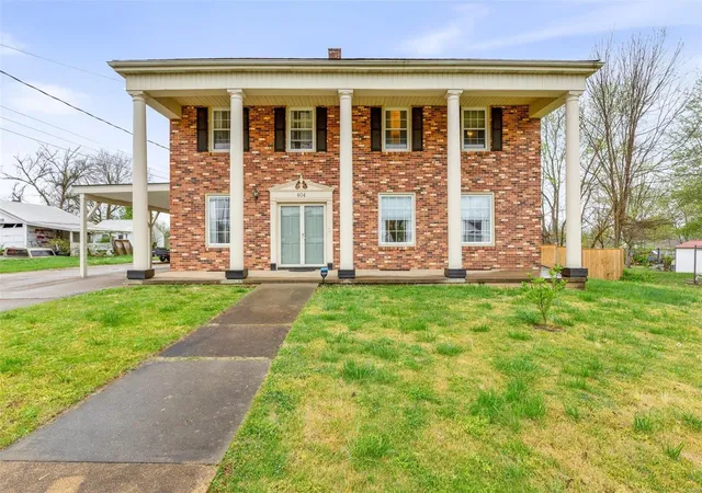 Photo 1 of Single family home for sale at 404 Marshall St, Fredericktown, MO 63645 | MLS# 24060981 | Listing updated on 2025-03-19