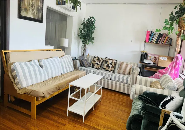 Photo 2 of Single family home for sale at 3116 Hampton Ave, Saint Louis, MO 63139 | MLS# 24061040 | Listing updated on 2024-10-02