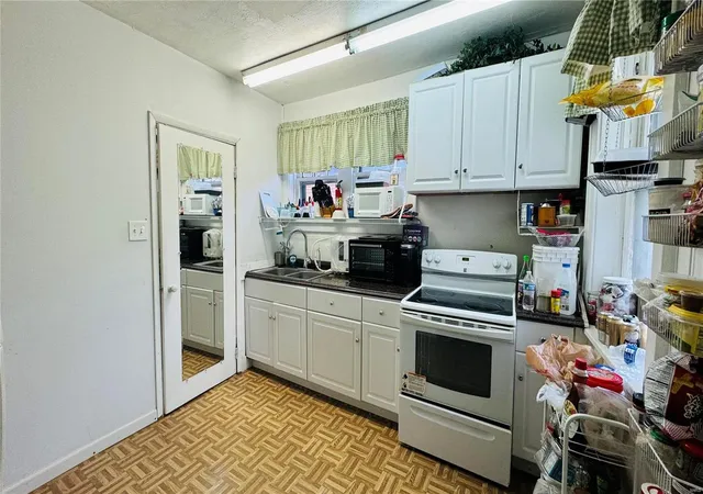 Photo 3 of Single family home for sale at 3116 Hampton Ave, Saint Louis, MO 63139 | MLS# 24061040 | Listing updated on 2024-10-02