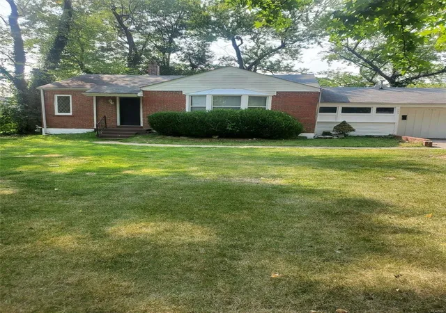 Photo 2 of Single family home for sale at 509 Thurston Ave, Saint Louis, MO 63134 | MLS# 24061181 | Listing updated on 2024-12-17