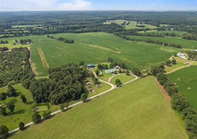 3rd image of 29895 Shady Lane Rd, Fredericktown, MO 63645 | MLS# 24061656