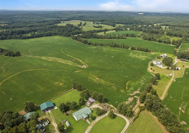 4th image of 29895 Shady Lane Rd, Fredericktown, MO 63645 | MLS# 24061656