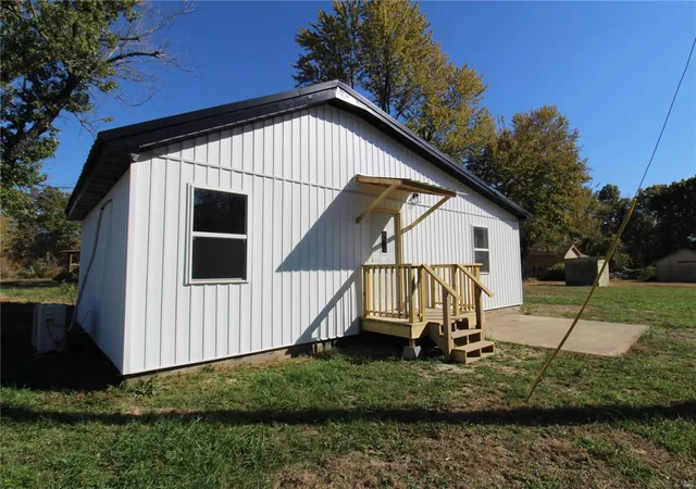 Homes for sale in Pomona, MO | 4229 County Road 2120, Pomona, MO 65789 | MLS# 24061893