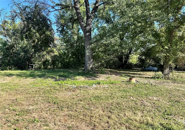 Homes for sale in Pomona, MO | 4229 County Road 2120, Pomona, MO 65789 | MLS# 24061893