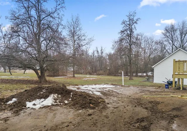 Photo 23 of Sale Pending at 6 Redbud Cir, Jonesburg, MO 63351 | MLS# 24061959 | Listing updated on 2025-03-03