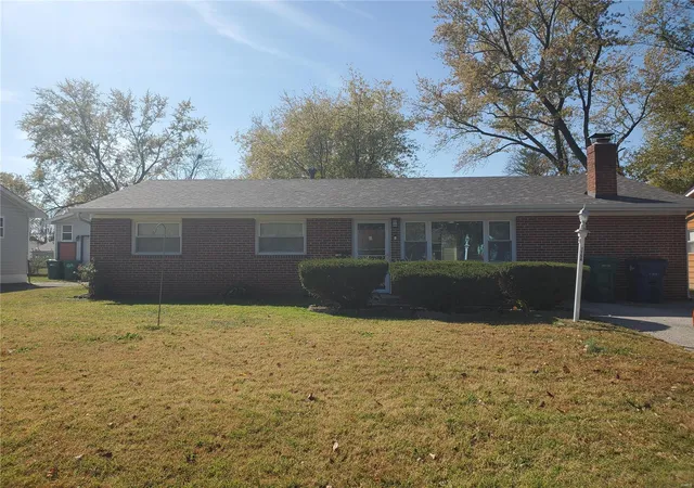 1st image of 1154 George St, East Saint Louis, IL 62206 | MLS# 24062025