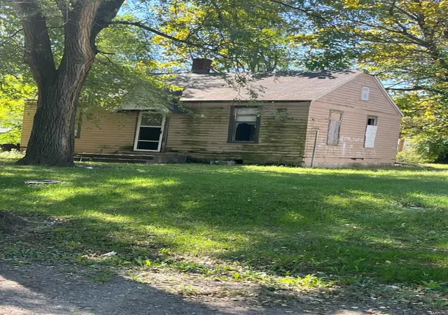 Photo 1 of Single family home for sale at 1605 N 51st St, East Saint Louis, IL 62204 | MLS# 24062148 | Listing updated on 2024-10-03