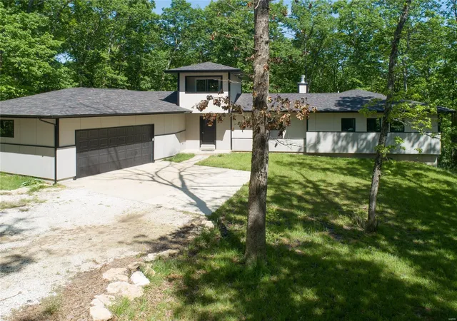 Photo 2 of Single family home for sale at 14844 Ralls Dr, Troy, MO 63379 | MLS# 24062198 | Listing updated on 2025-03-12