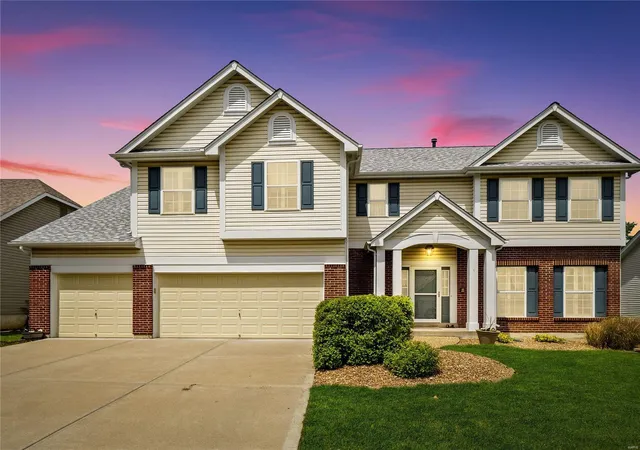 Photo 1 of Single family home for sale at 1885 Williamstown Dr, Saint Peters, MO 63376 | MLS# 24062362 | Listing updated on 2024-11-22