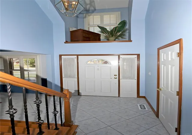 Photo 3 of Sale Pending at 4592 Braungate Dr, Saint Louis, MO 63128 | MLS# 24062696 | Listing updated on 2024-11-22